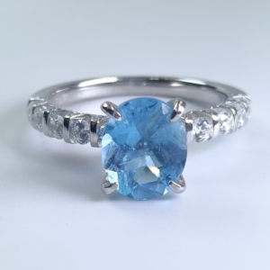 OVAL SB TOPAZ RING